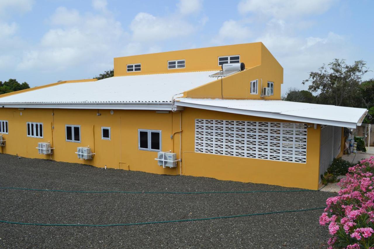 Eve'S Residence Willemstad Exterior photo